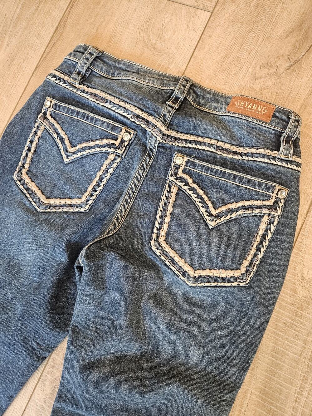 Shyanne Bootcut Denim Jeans Size 29x32 29 Thick Stitch Rhinestone Western Blue